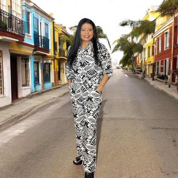 Mandalay and Company Pants - MIDNIGHT PALMS BOTANICAL WIDE LED TWO PIECE SET
( Black & White )
